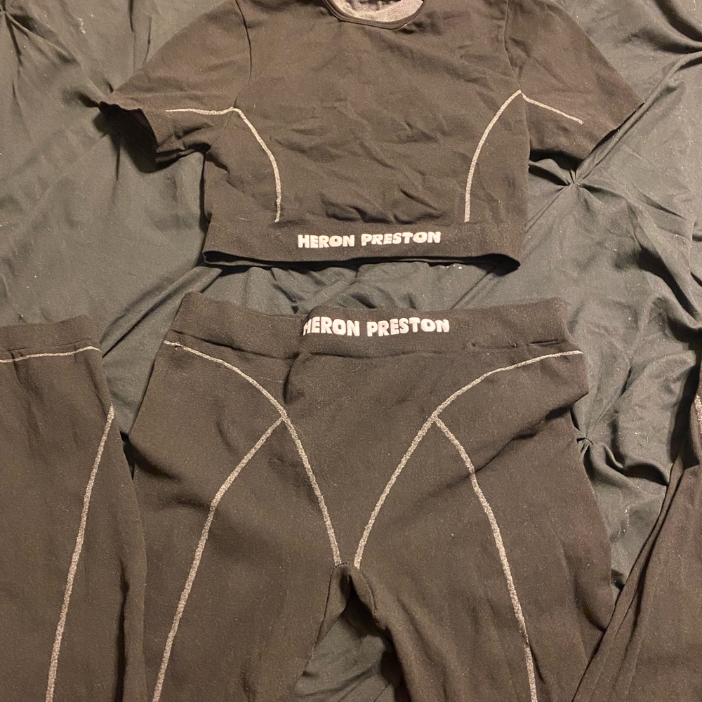 Heron Preston set top and bottom leggings worn once